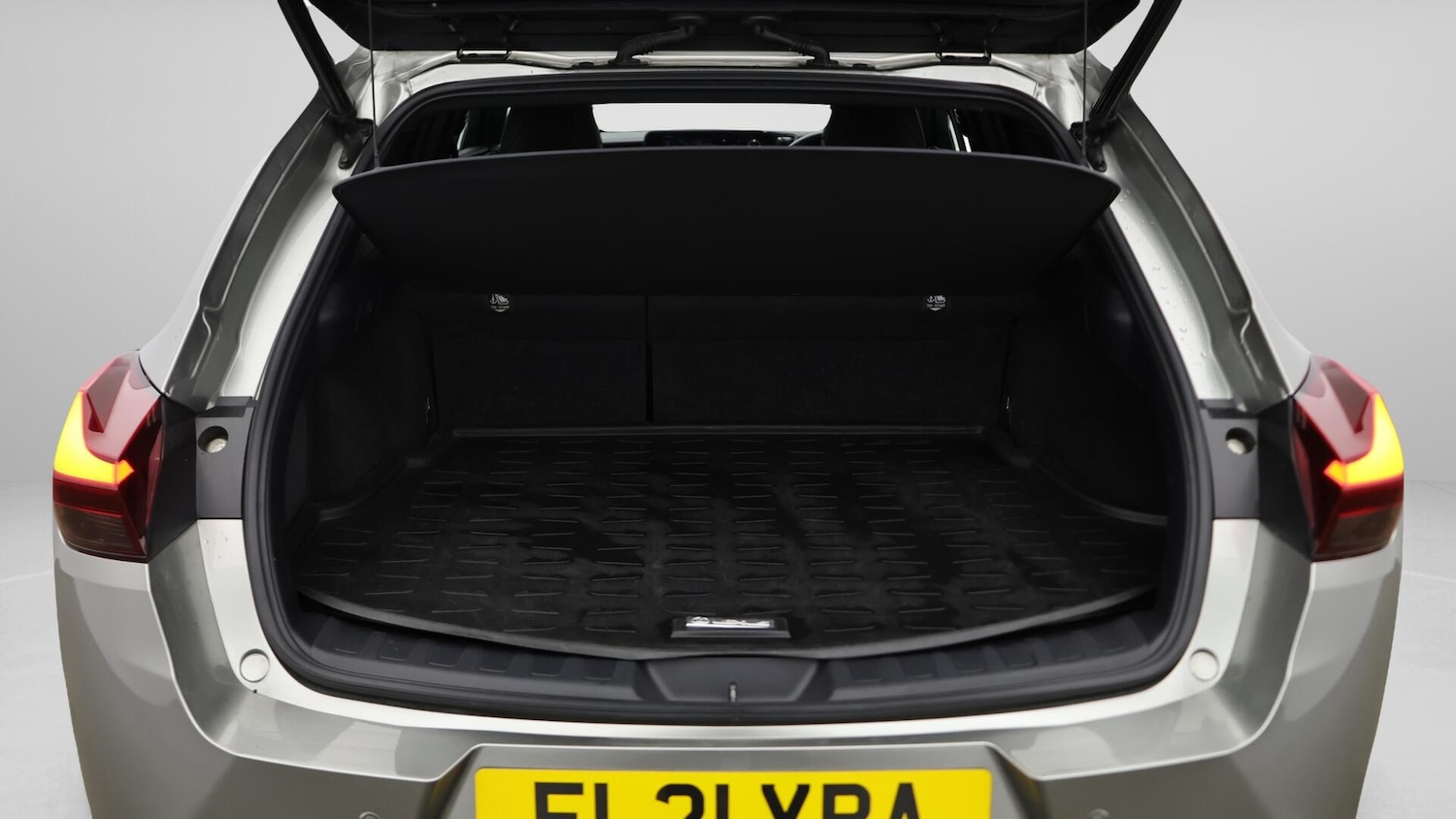 Used Lexus UX 2021 for sale - 76432371: Photo 18