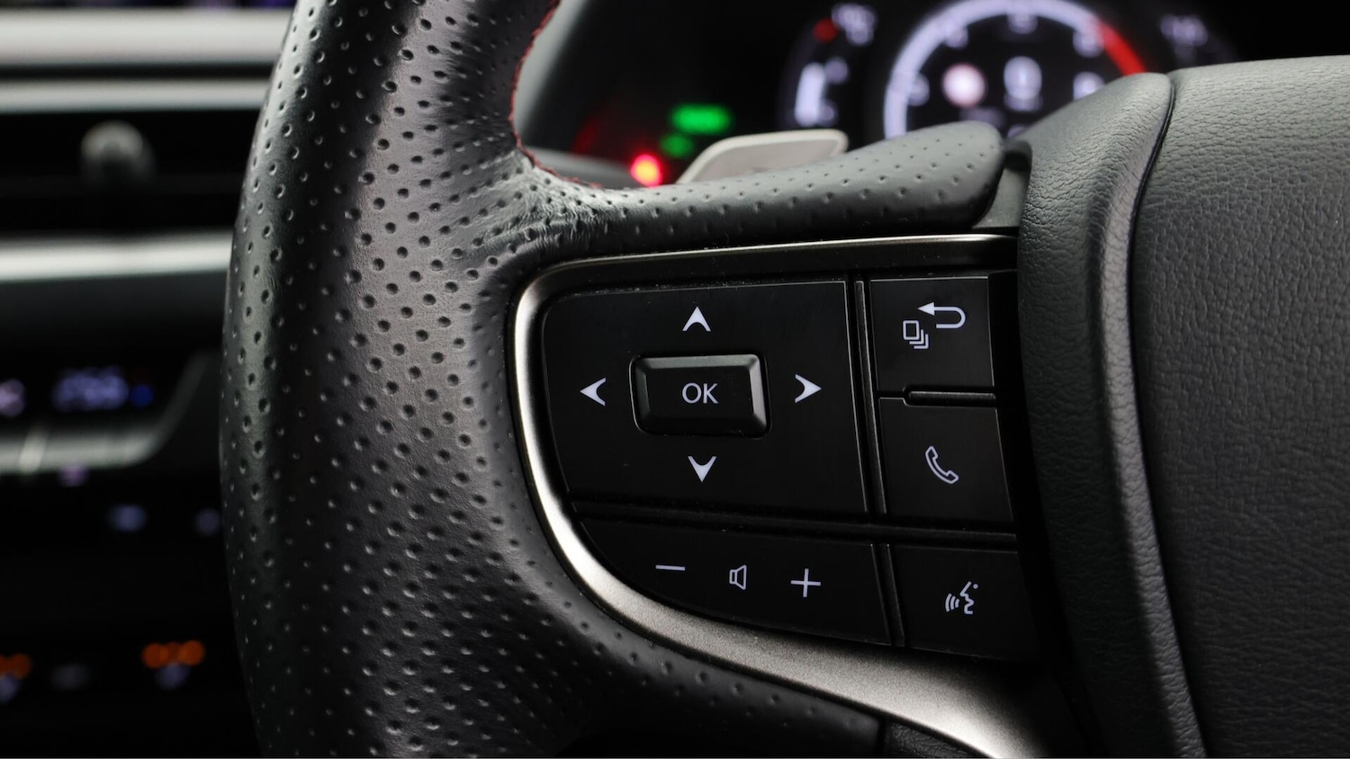 Used Lexus UX 2021 for sale - 76432371: Photo 23