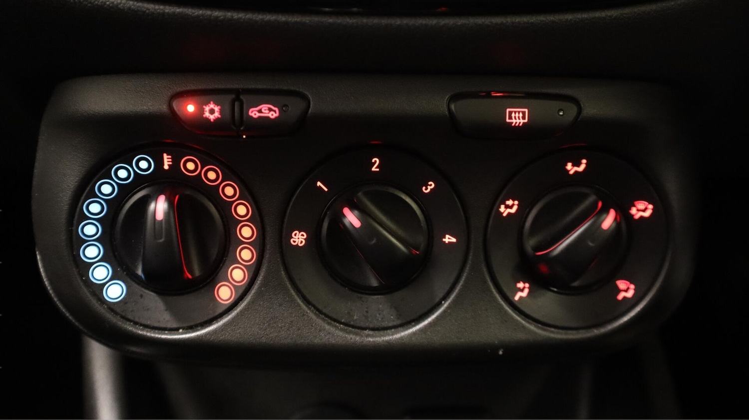 Used Vauxhall Corsa 2017 for sale - 76781992: Photo 13