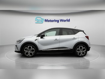 Used Renault Captur 2022 for sale - 77287424: Photo