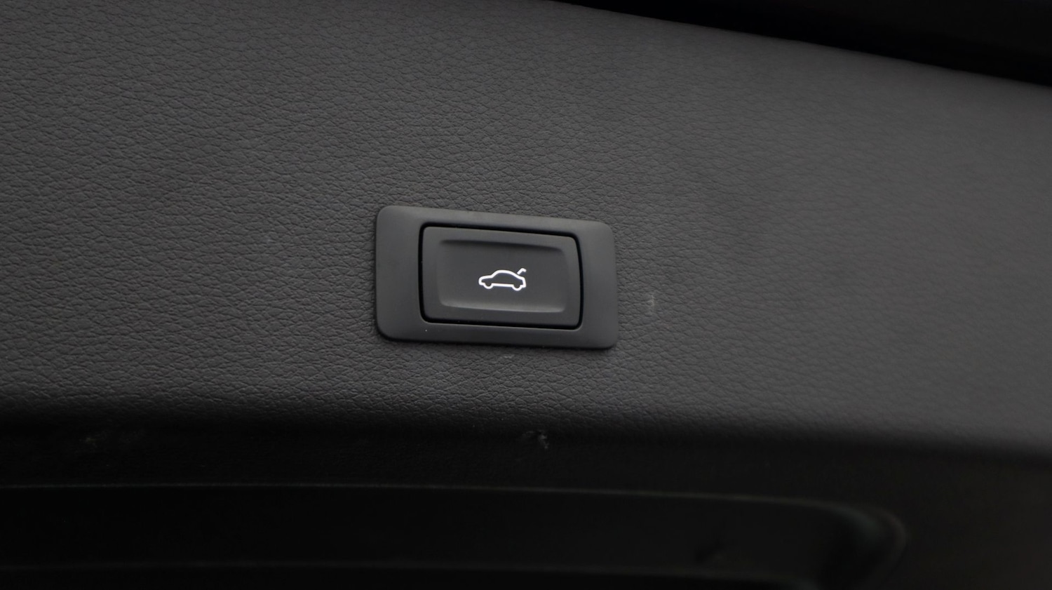 Used Audi e-tron 2021 for sale - 77921111: Photo 22