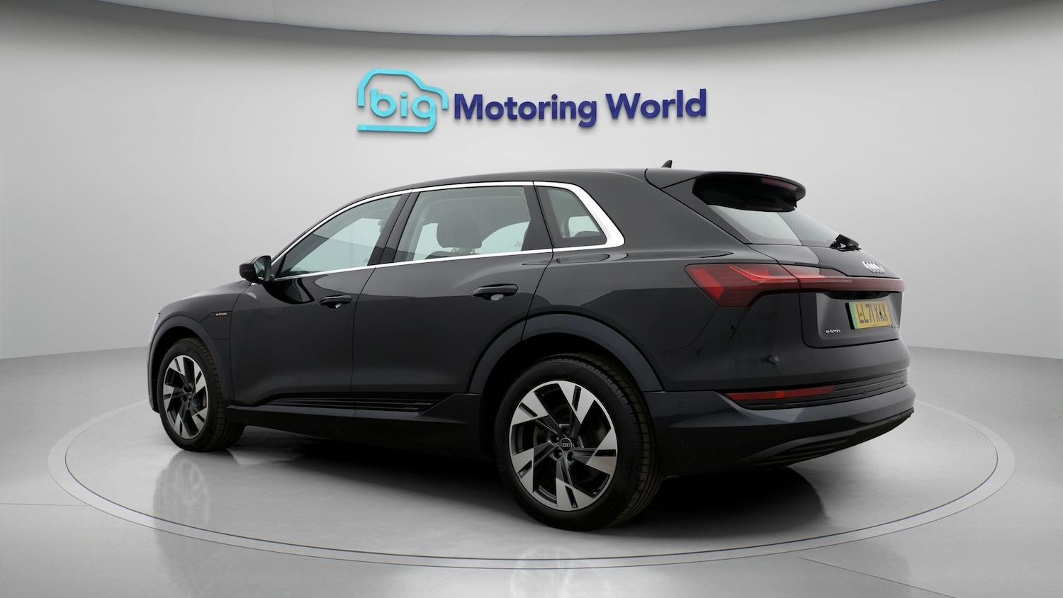 Used Audi e-tron 2021 for sale - 77921111: Photo 5