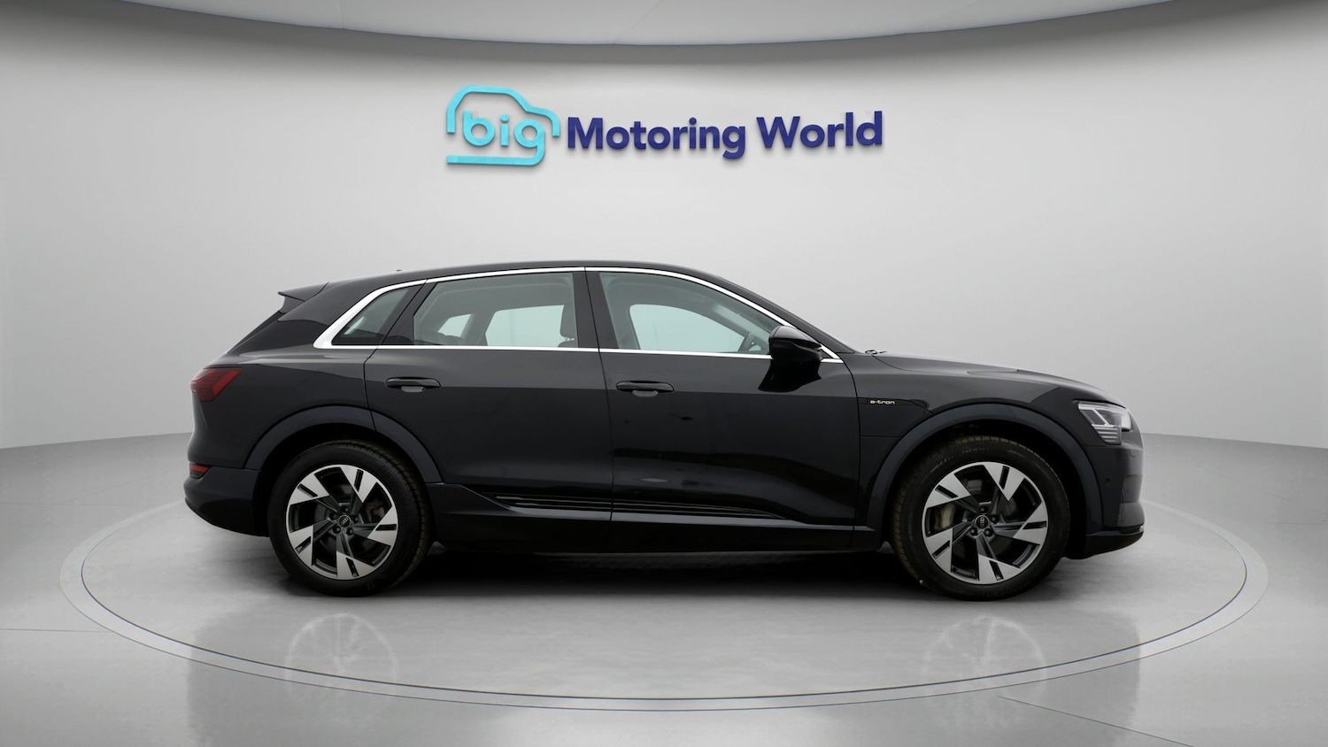 Used Audi e-tron 2021 for sale - 77921111: Photo 8