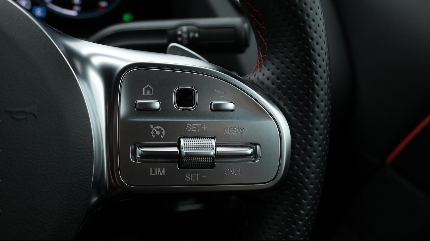 Used Mercedes-Benz GLA 2023 for sale - 76012806: Photo 25