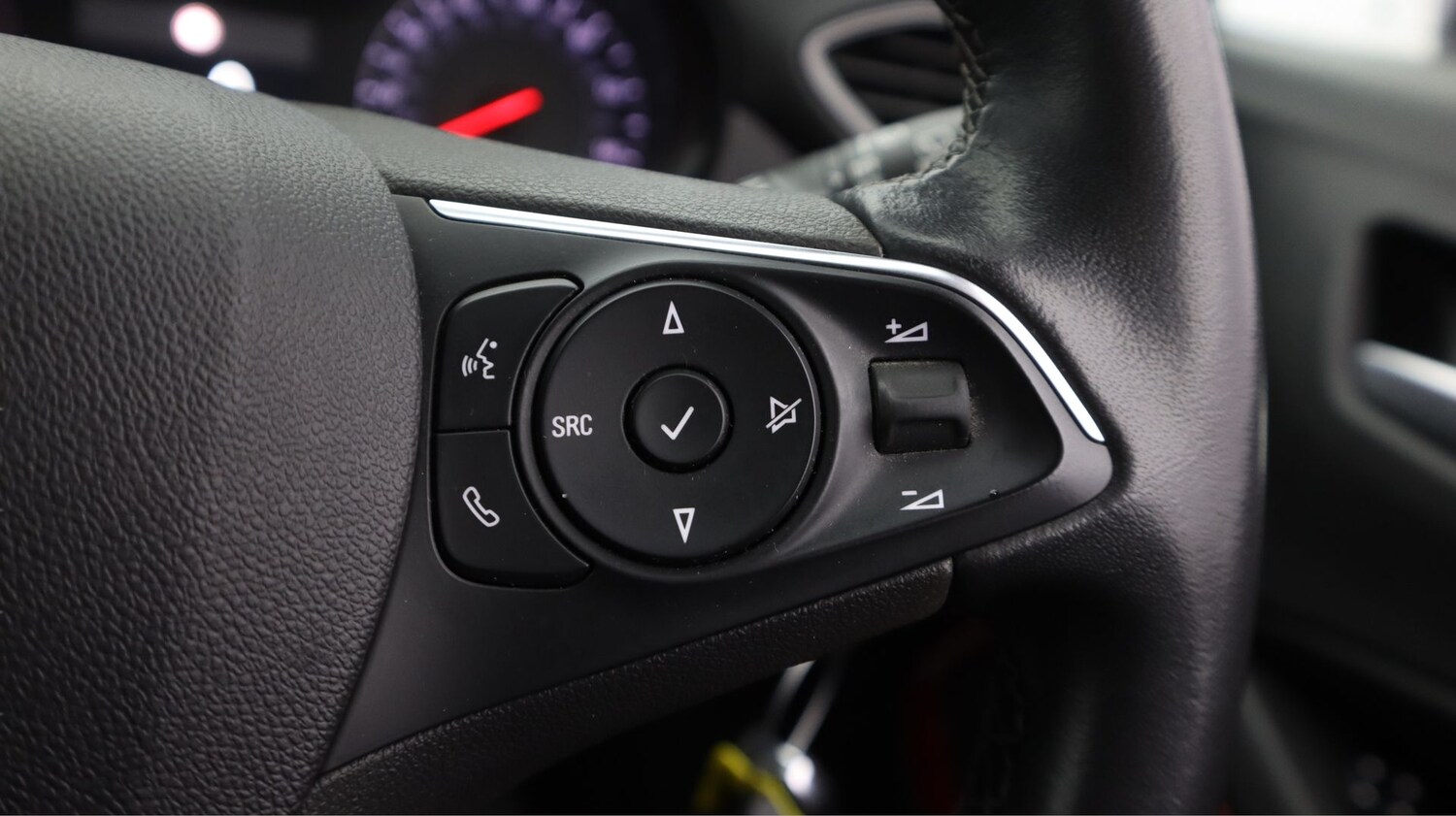 Used Vauxhall Crossland 2021 for sale - 77182227: Photo 20