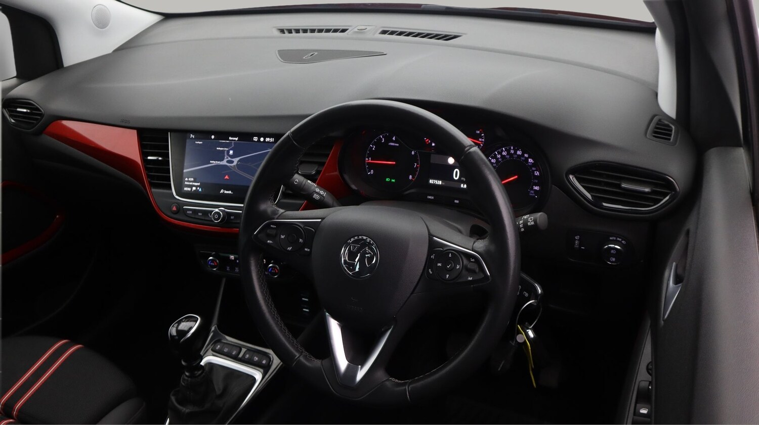 Used Vauxhall Crossland 2021 for sale - 77182227: Photo 9