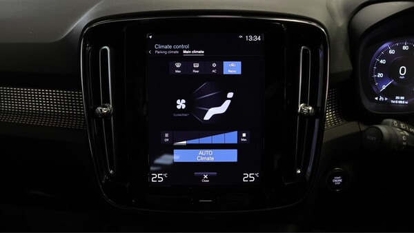 Used Volvo XC40 2022 for sale - 76284435: Photo 13