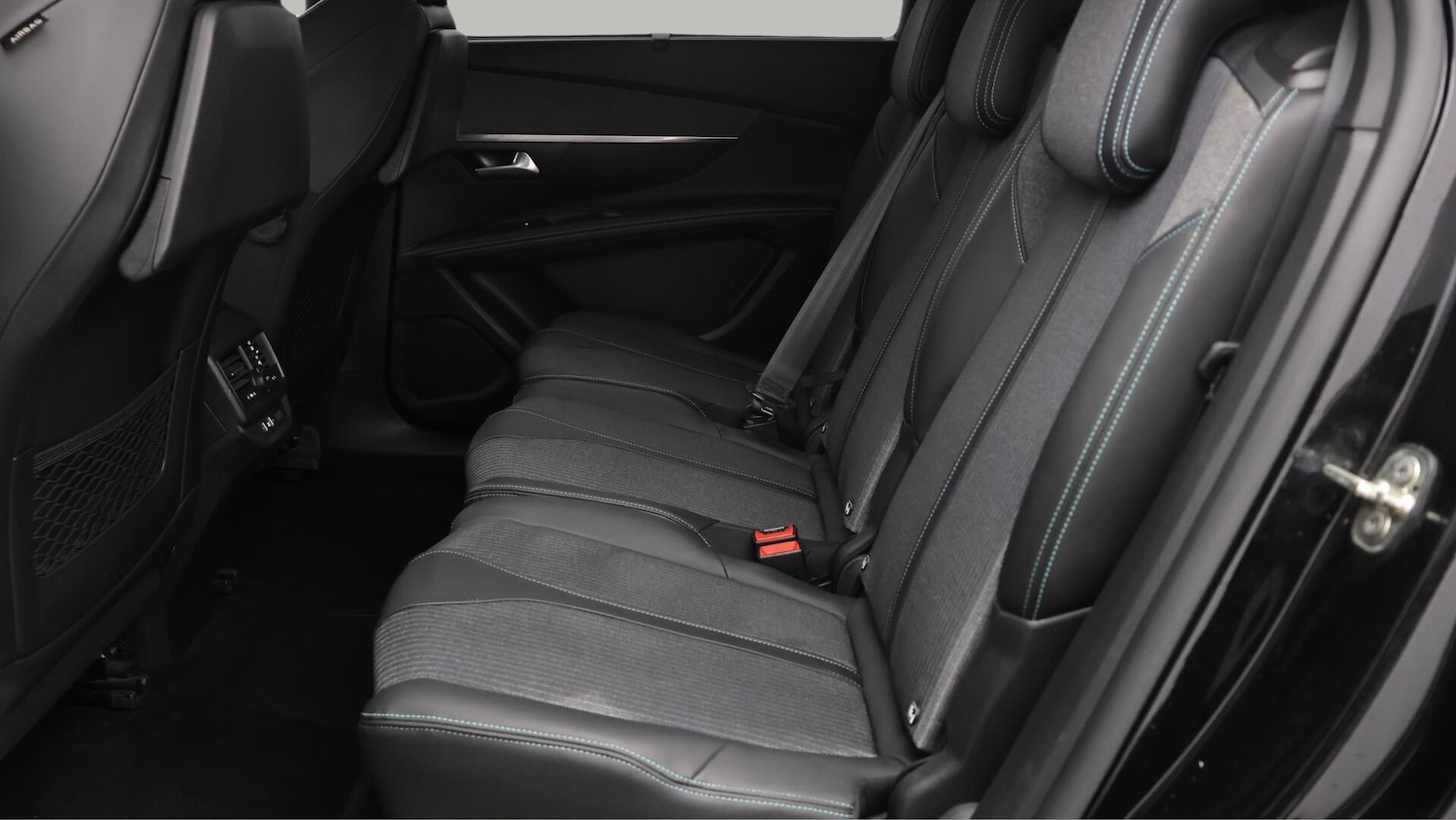 Used Peugeot 5008 2021 for sale - 76381213: Photo 16