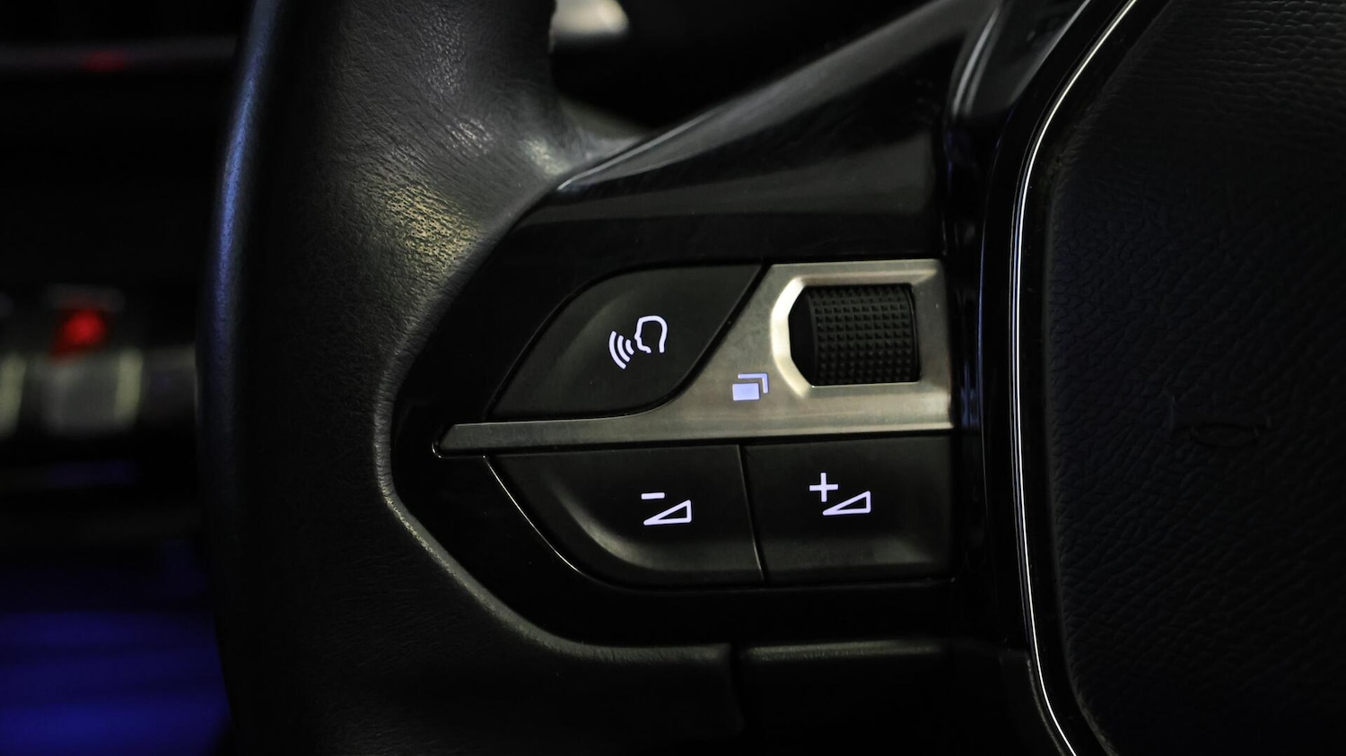 Used Peugeot 5008 2021 for sale - 76381213: Photo 23