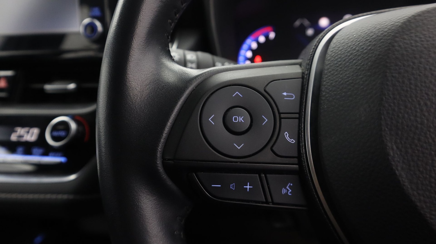 Used Toyota Corolla 2021 for sale - 77181800: Photo 22