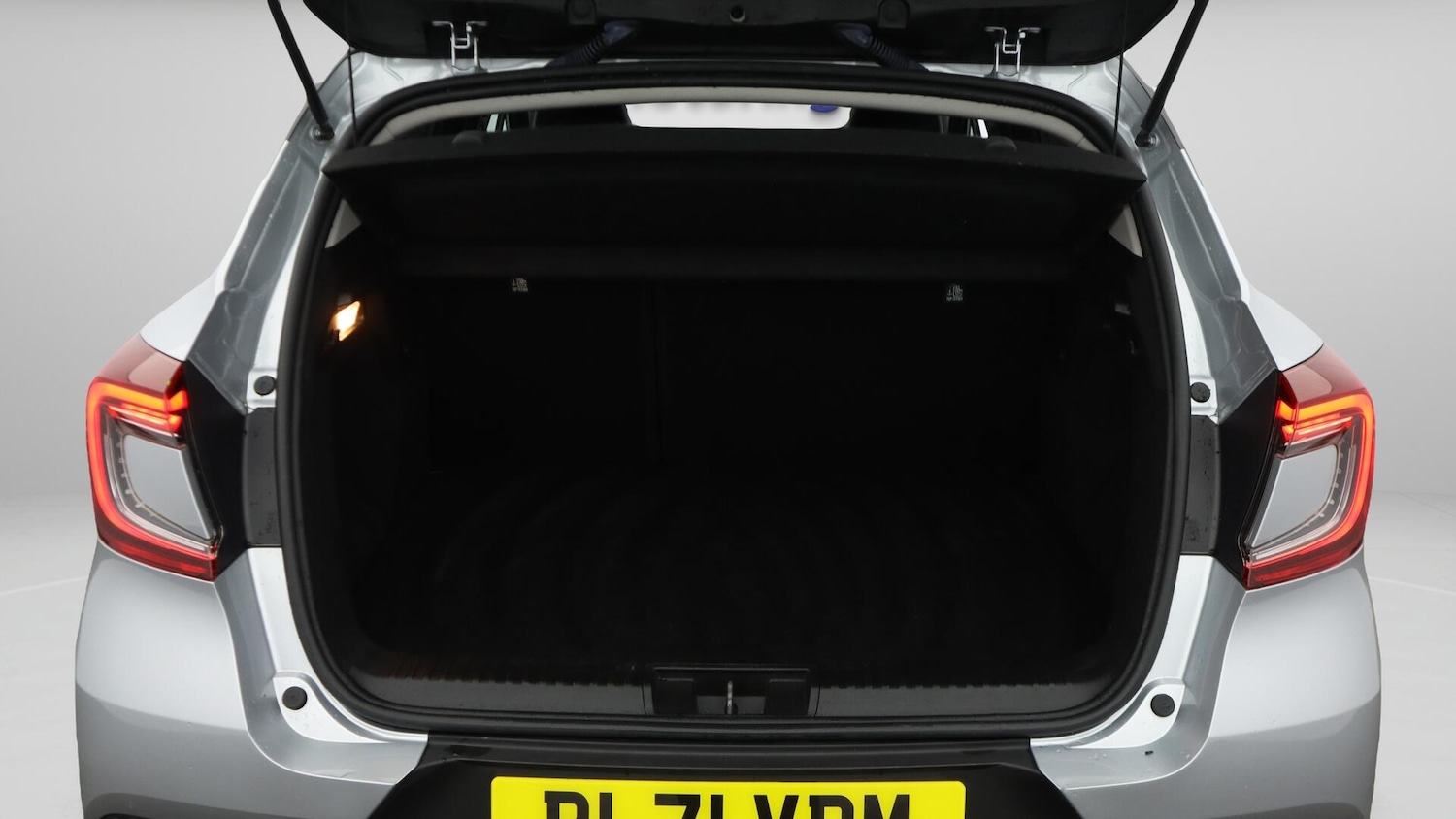 Used Renault Captur 2022 for sale - 76607506: Photo 18