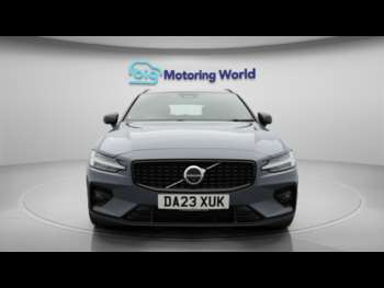 Used Volvo V60 2023 for sale - 74725637: Photo
