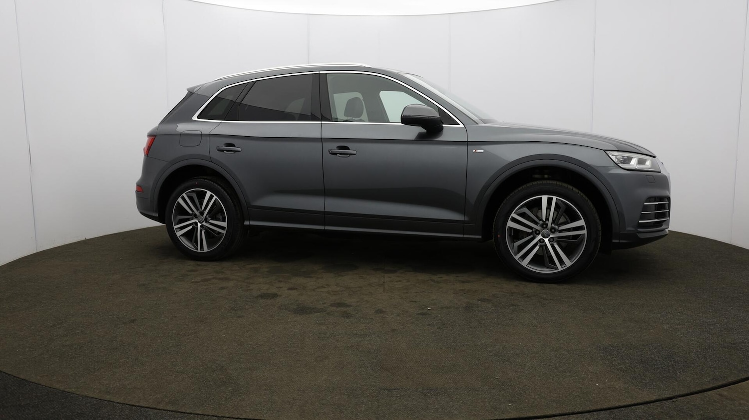 Used Audi Q5 2018 for sale - 76151095: Photo 54