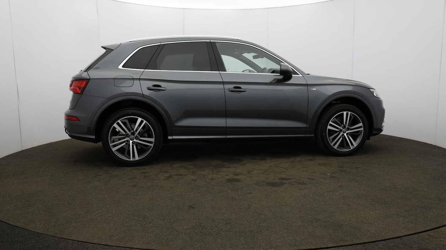 Used Audi Q5 2018 for sale - 76151095: Photo 57