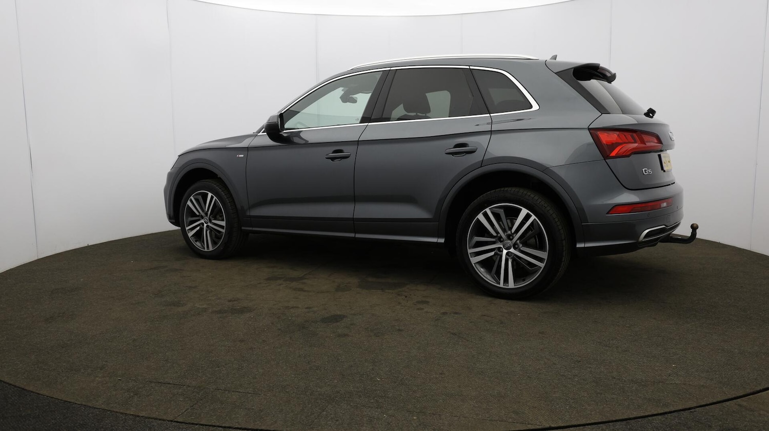 Used Audi Q5 2018 for sale - 76151095: Photo 70