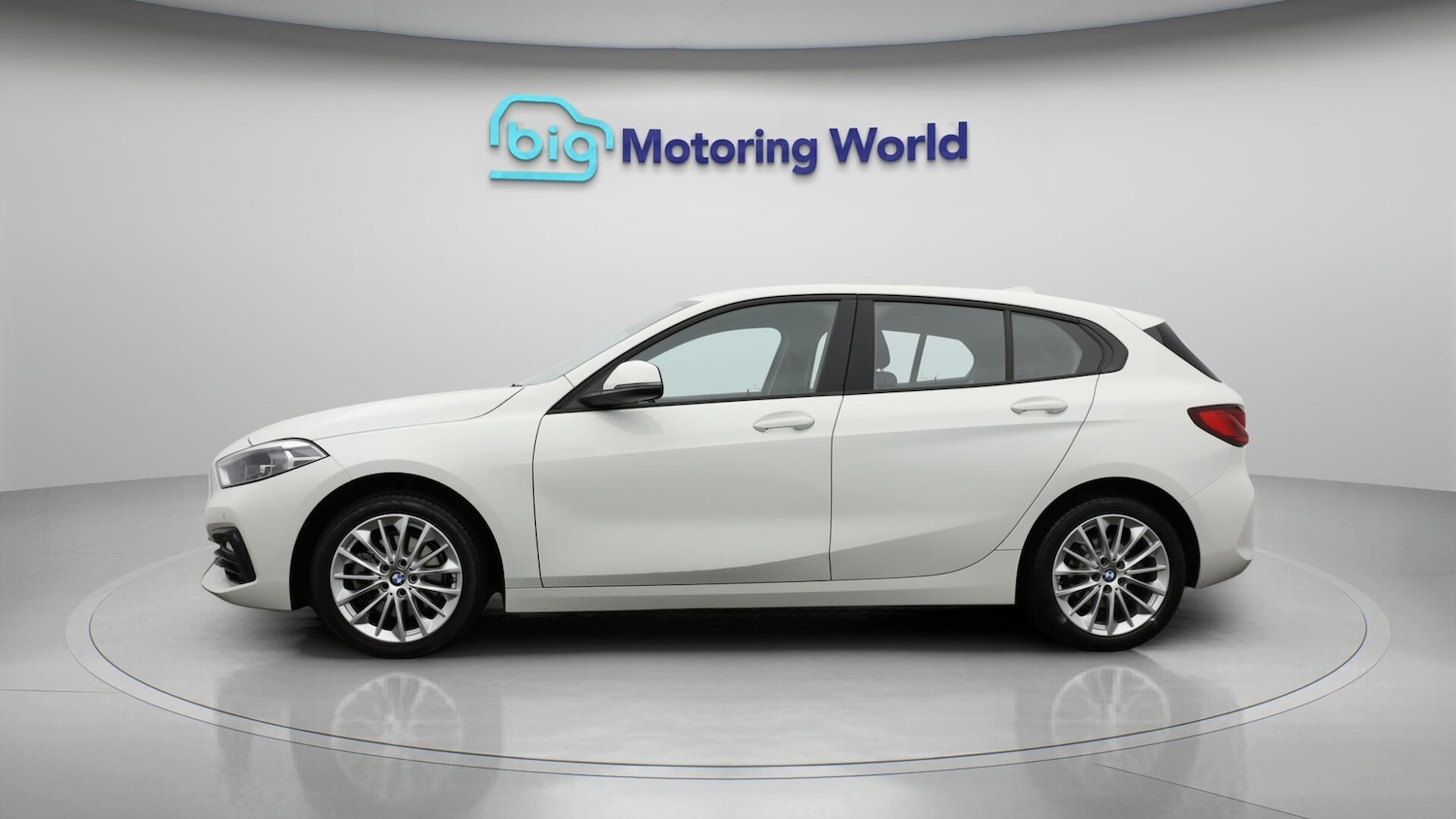 Used BMW 1 Series 2024 for sale - 76592649: Photo 5