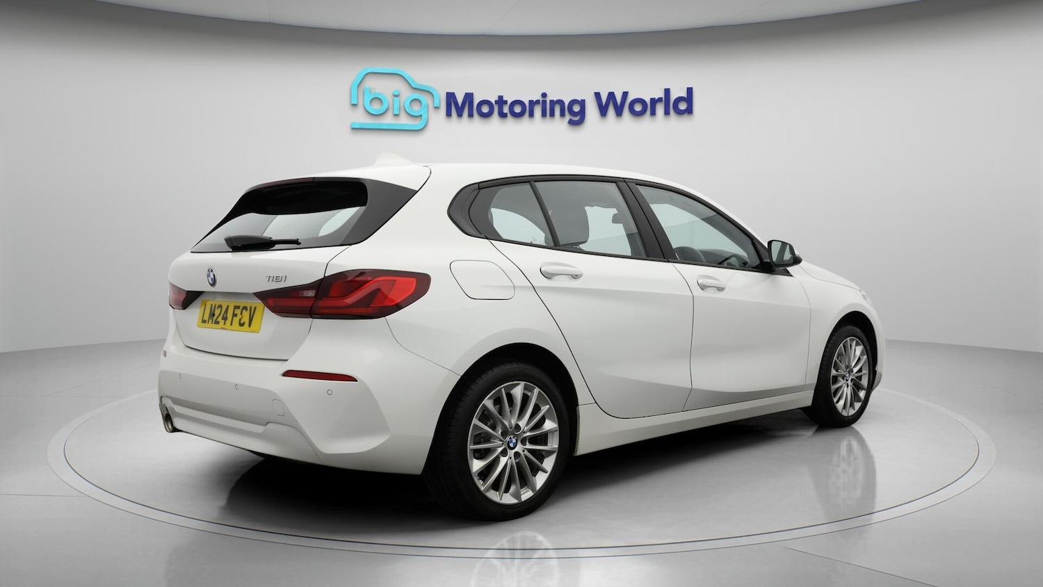 Used BMW 1 Series 2024 for sale - 76592649: Photo 8