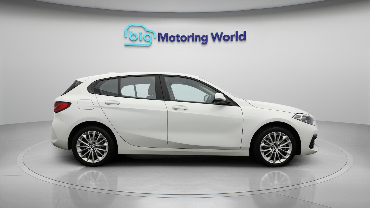 Used BMW 1 Series 2024 for sale - 76592649: Photo 9