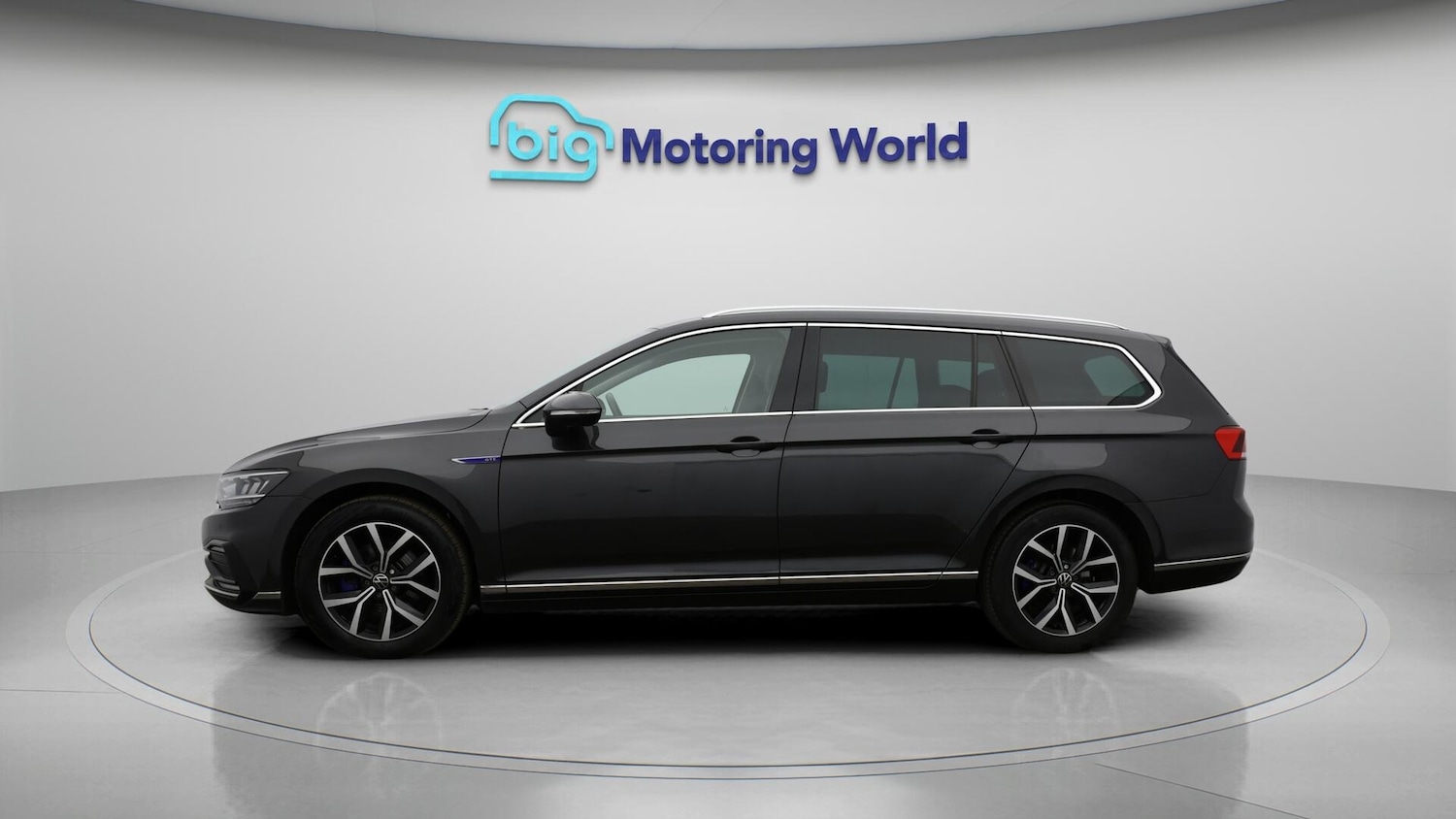 Used Volkswagen Passat 2021 for sale - 76158896: Photo 5