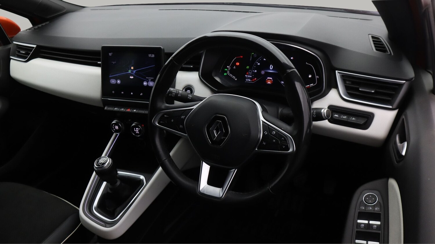 Used Renault Clio 2021 for sale - 77746141: Photo 9