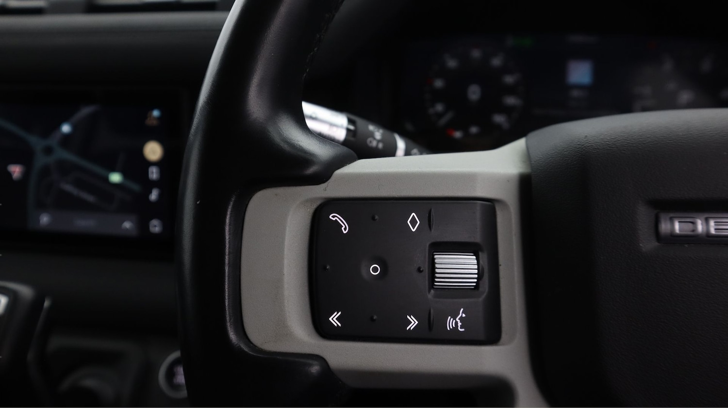 Used Land Rover Defender 2021 for sale - 77519693: Photo 20