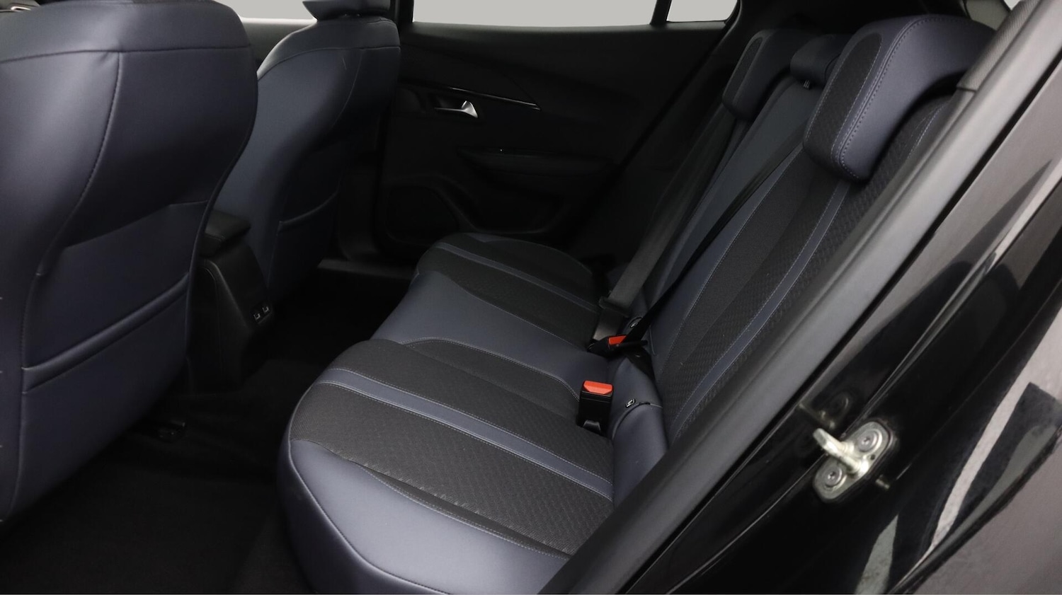 Used Peugeot 2008 2020 for sale - 76667476: Photo 17