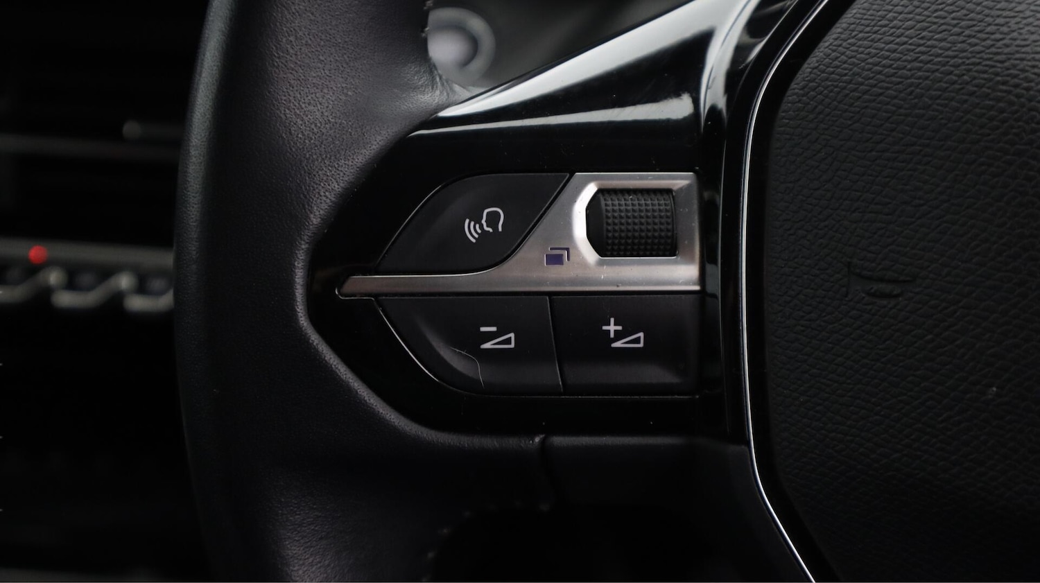 Used Peugeot 2008 2020 for sale - 76667476: Photo 23