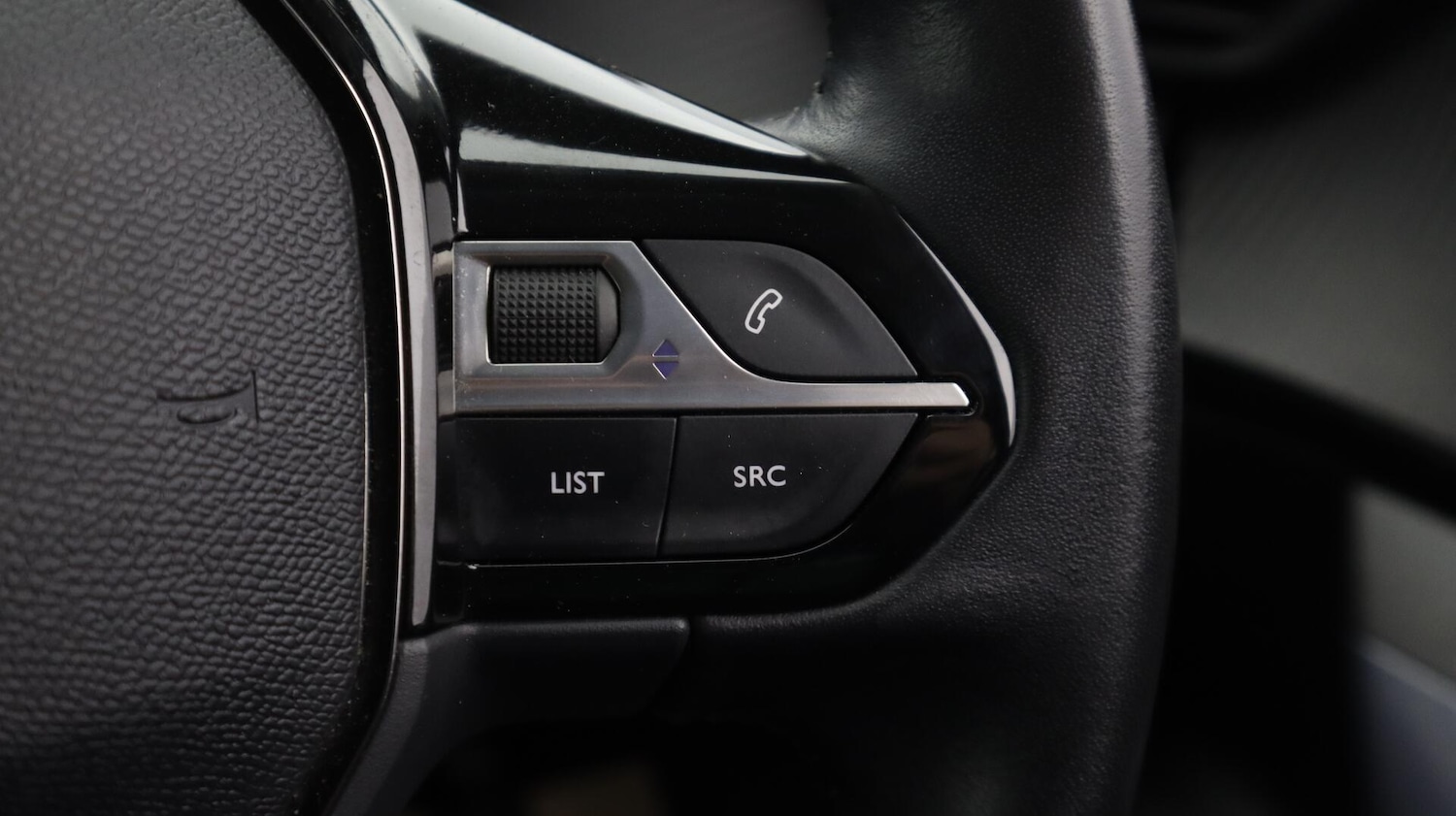 Used Peugeot 2008 2020 for sale - 76667476: Photo 24