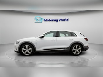Used Audi e-tron 2021 for sale - 77282828: Photo