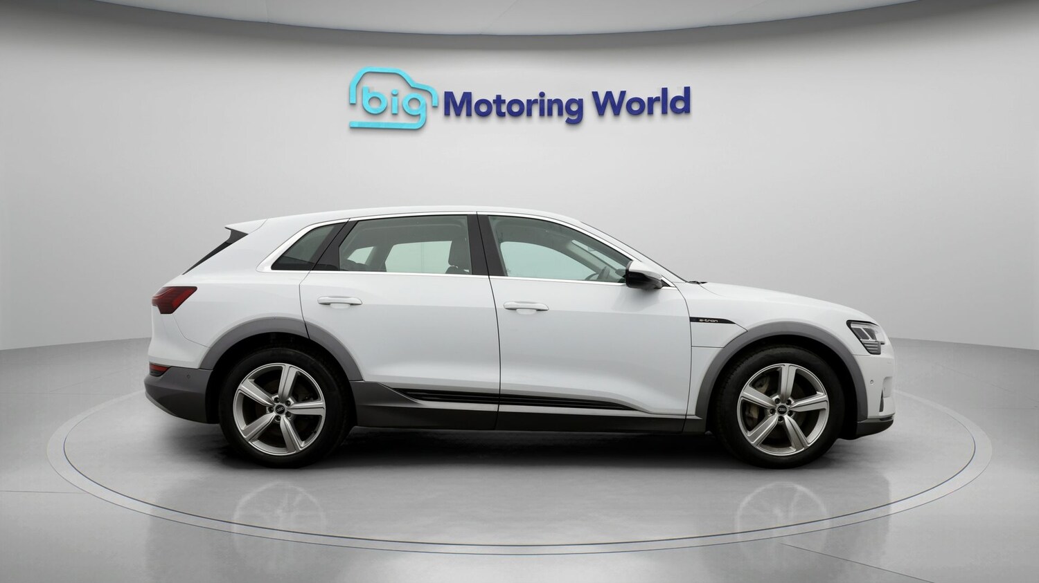 Used Audi e-tron 2021 for sale - 77282828: Photo 8