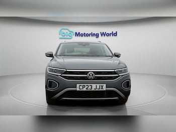 Used Volkswagen T-Roc 2023 for sale - 79554798: Photo