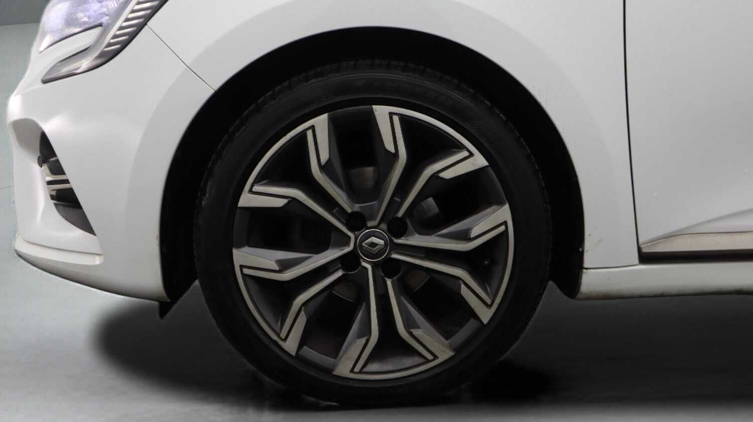 Used Renault Clio 2021 for sale - 76562211: Photo 19
