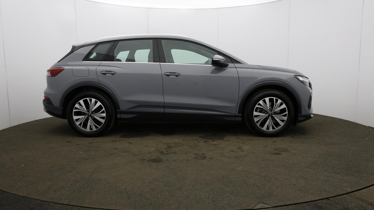 Used Audi Q4 e-tron 2023 for sale - 75940410: Photo 53