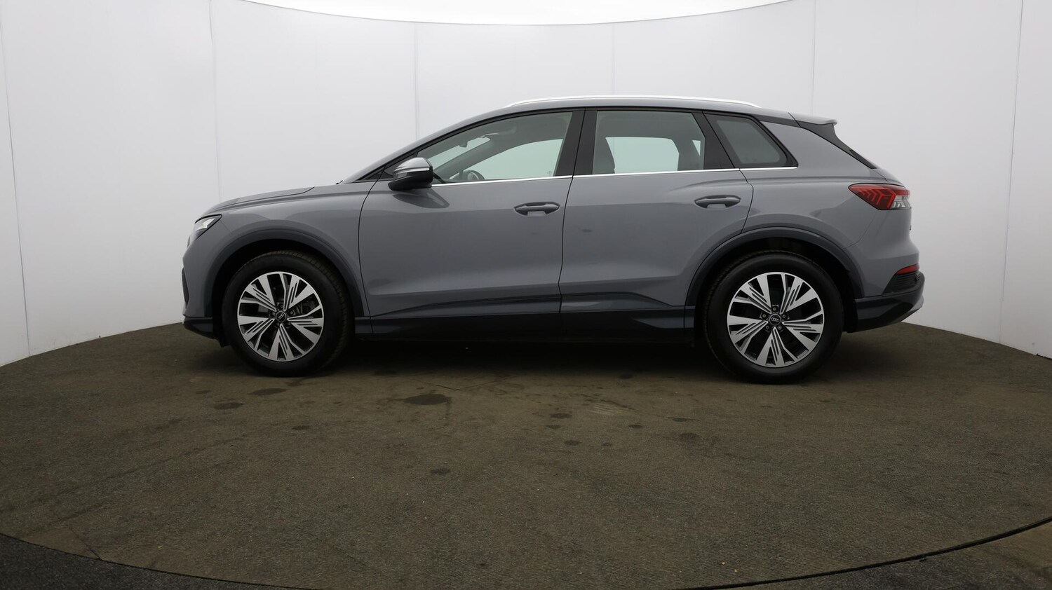 Used Audi Q4 e-tron 2023 for sale - 75940410: Photo 70