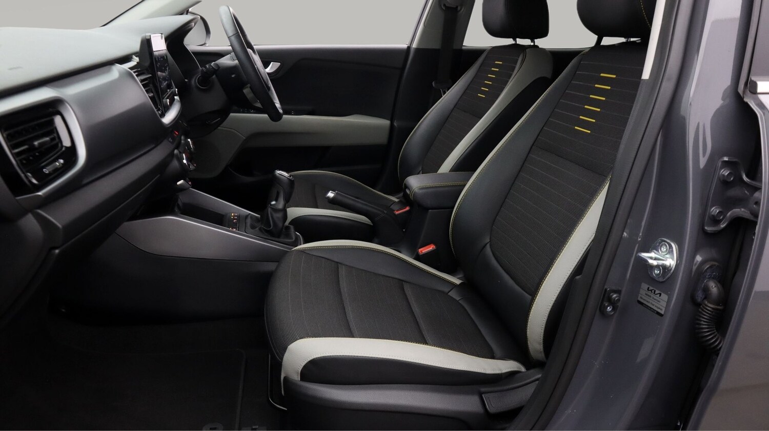 Used Kia Stonic 2023 for sale - 78090587: Photo 14