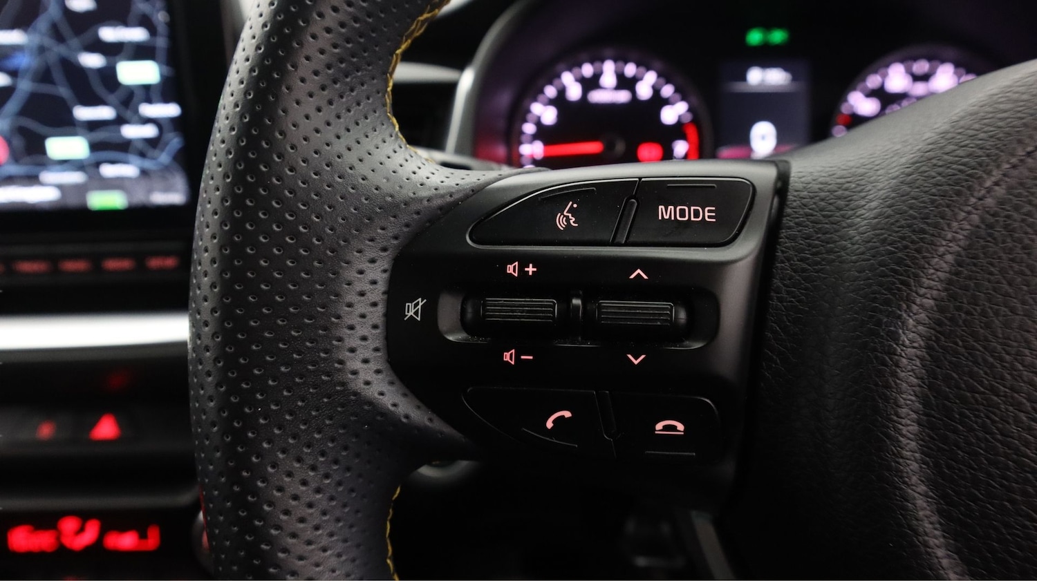 Used Kia Stonic 2023 for sale - 78090587: Photo 23