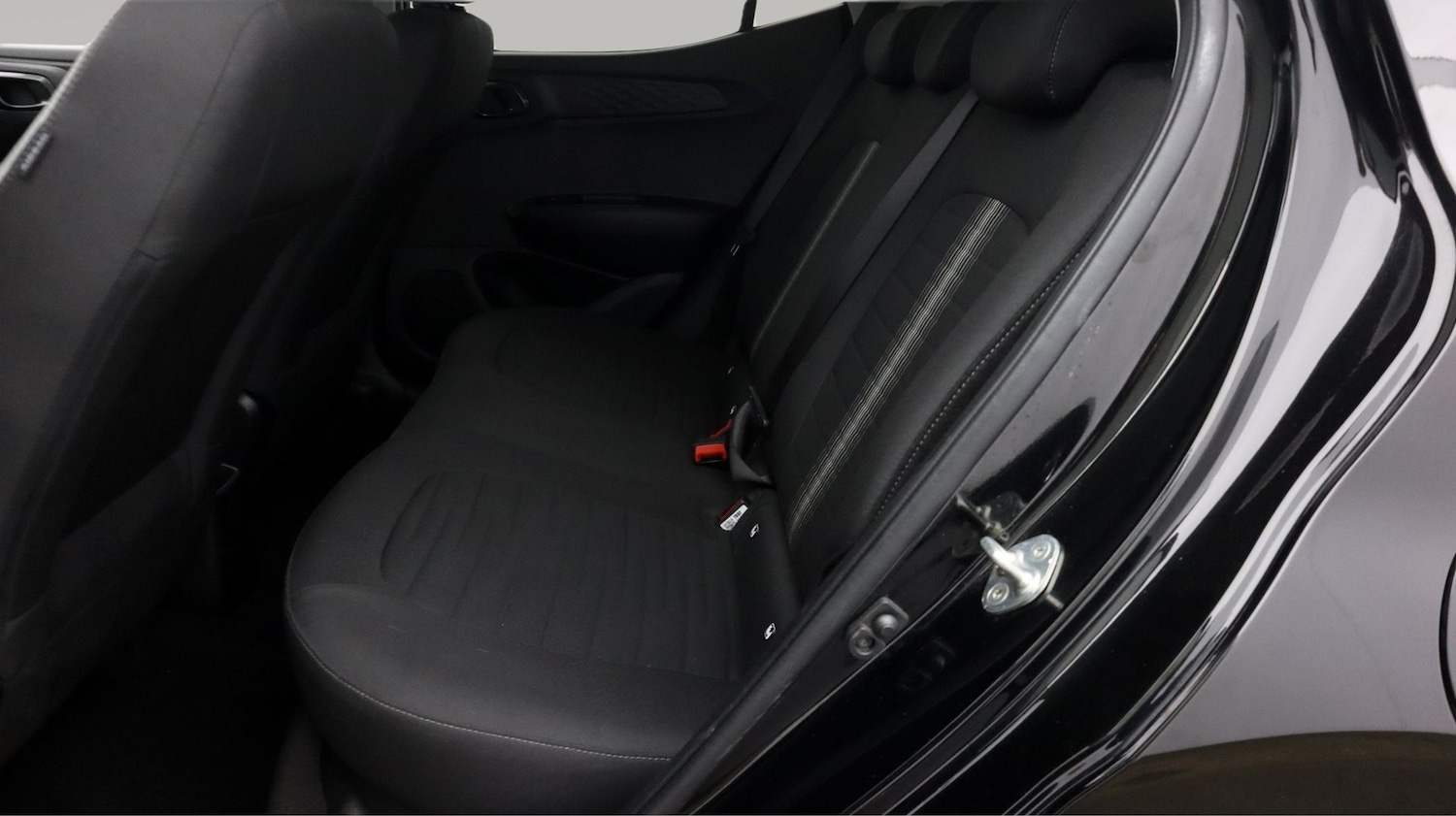 Used Hyundai i10 2023 for sale - 77767958: Photo 16