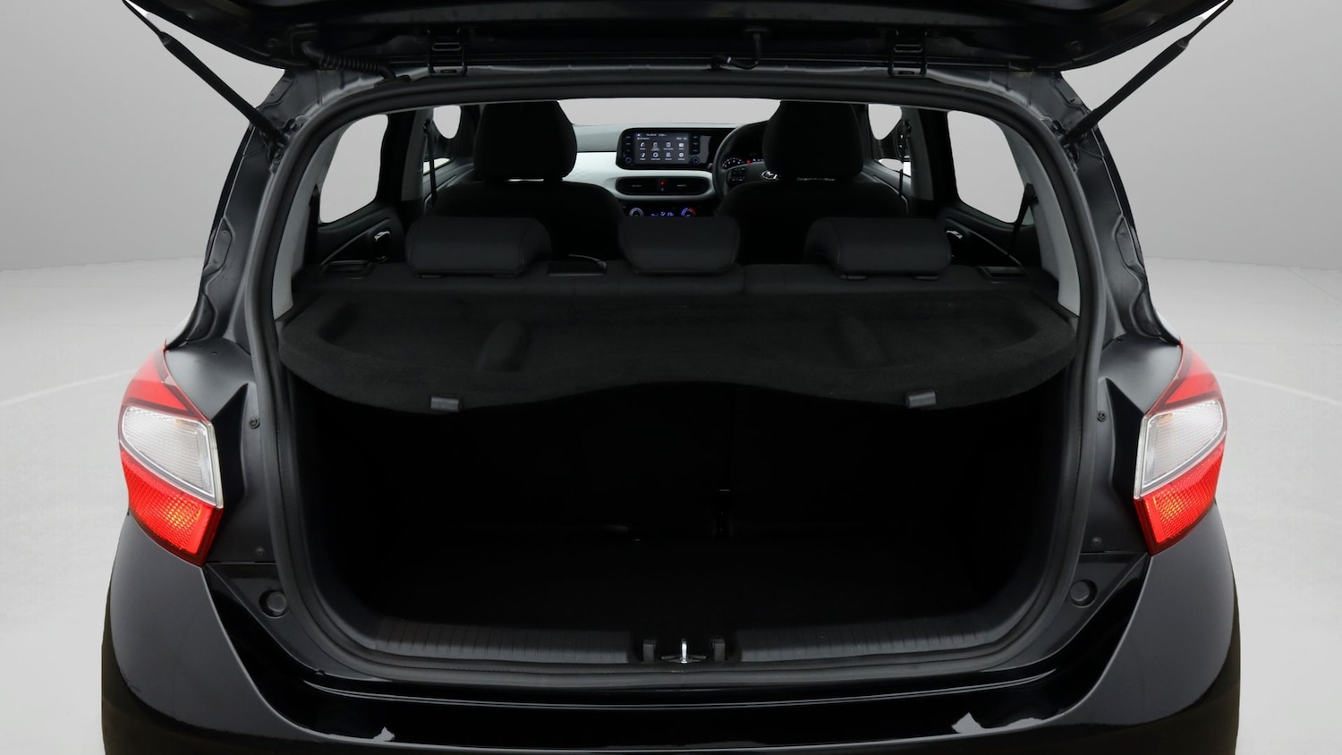 Used Hyundai i10 2023 for sale - 77767958: Photo 17