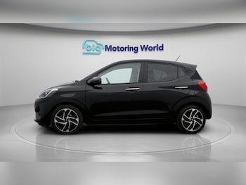 Used Hyundai i10 2023 for sale - 77767958: Photo