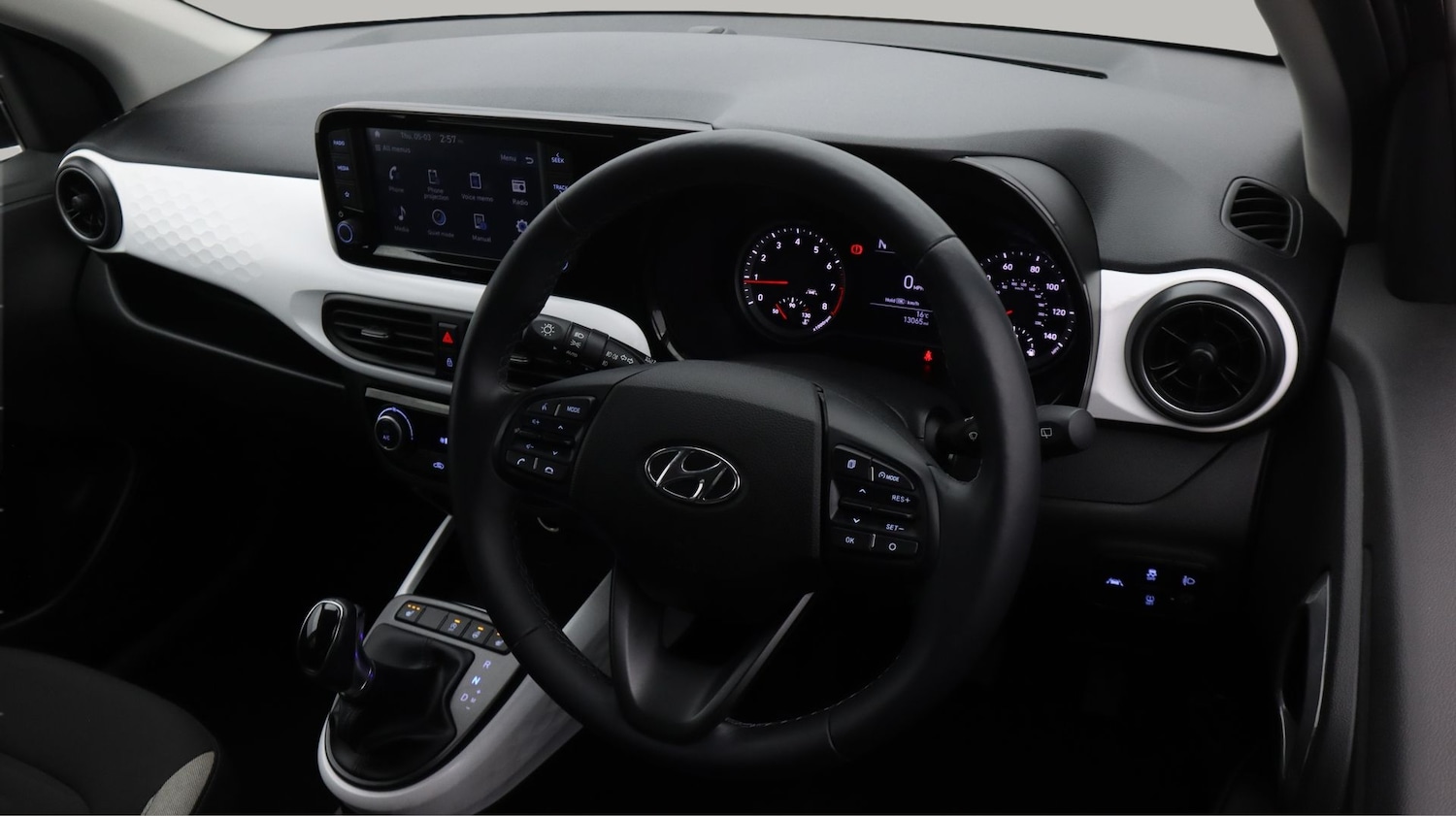 Used Hyundai i10 2023 for sale - 77767958: Photo 9