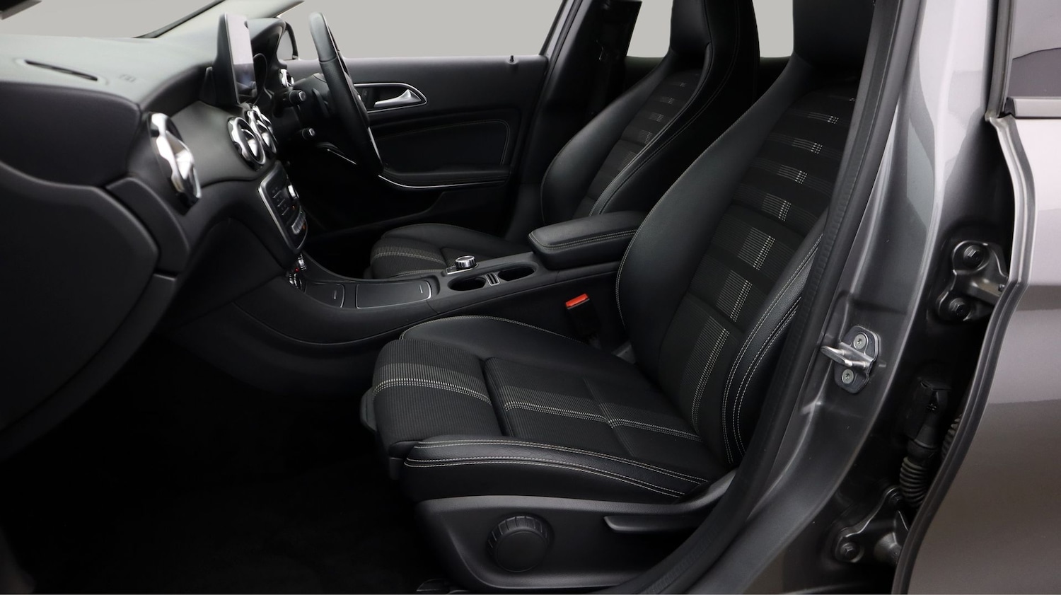 Used Mercedes-Benz GLA 2019 for sale - 78112345: Photo 14