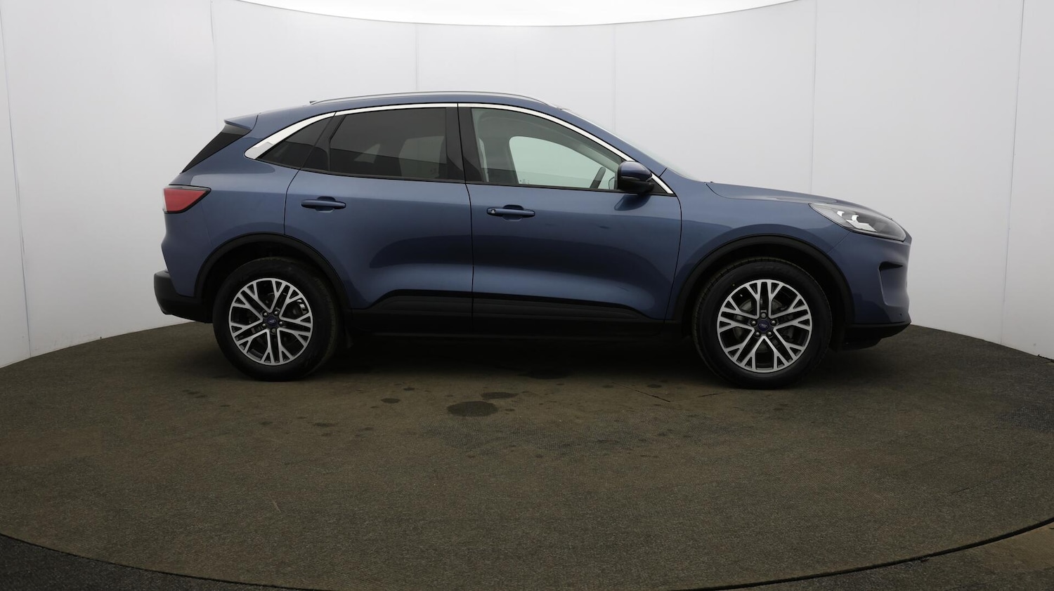 Used Ford Kuga 2023 for sale - 76108982: Photo 53