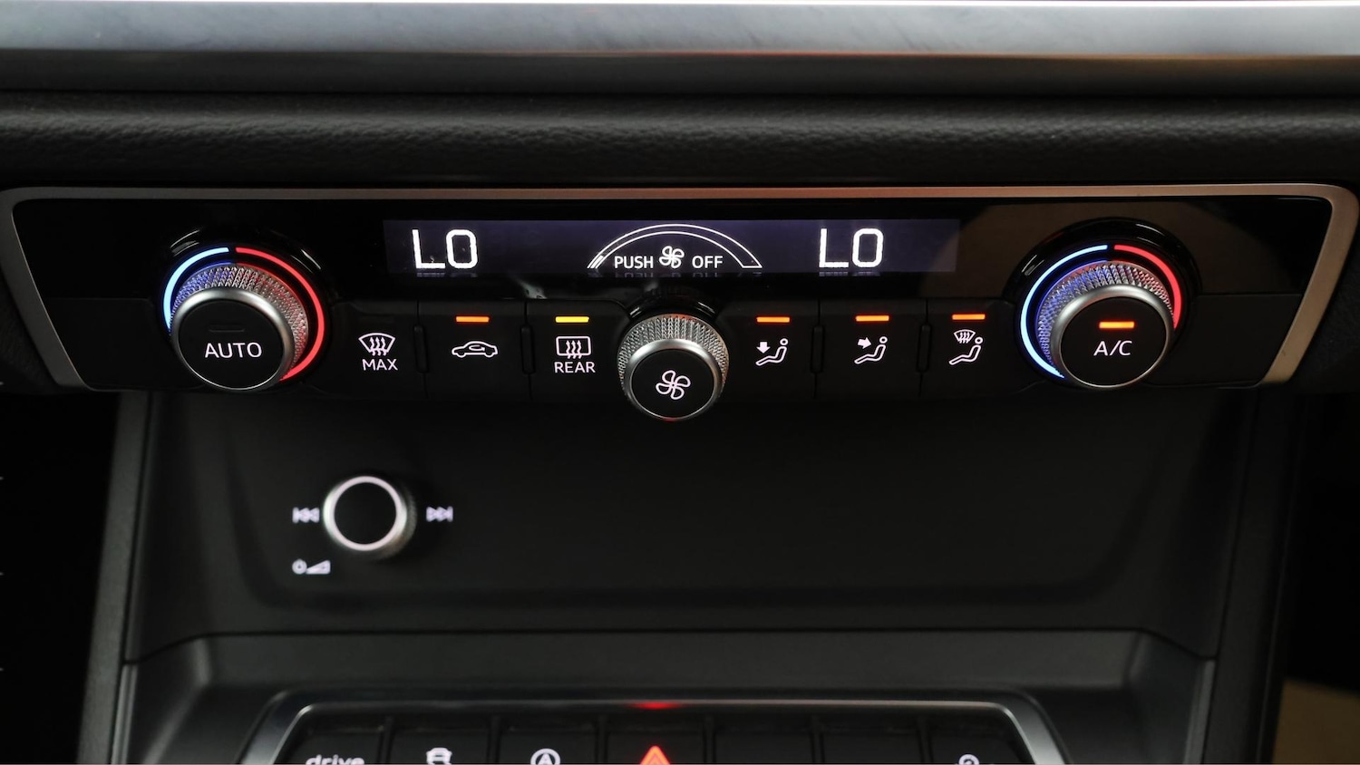 Used Audi Q3 2022 for sale - 76179886: Photo 13