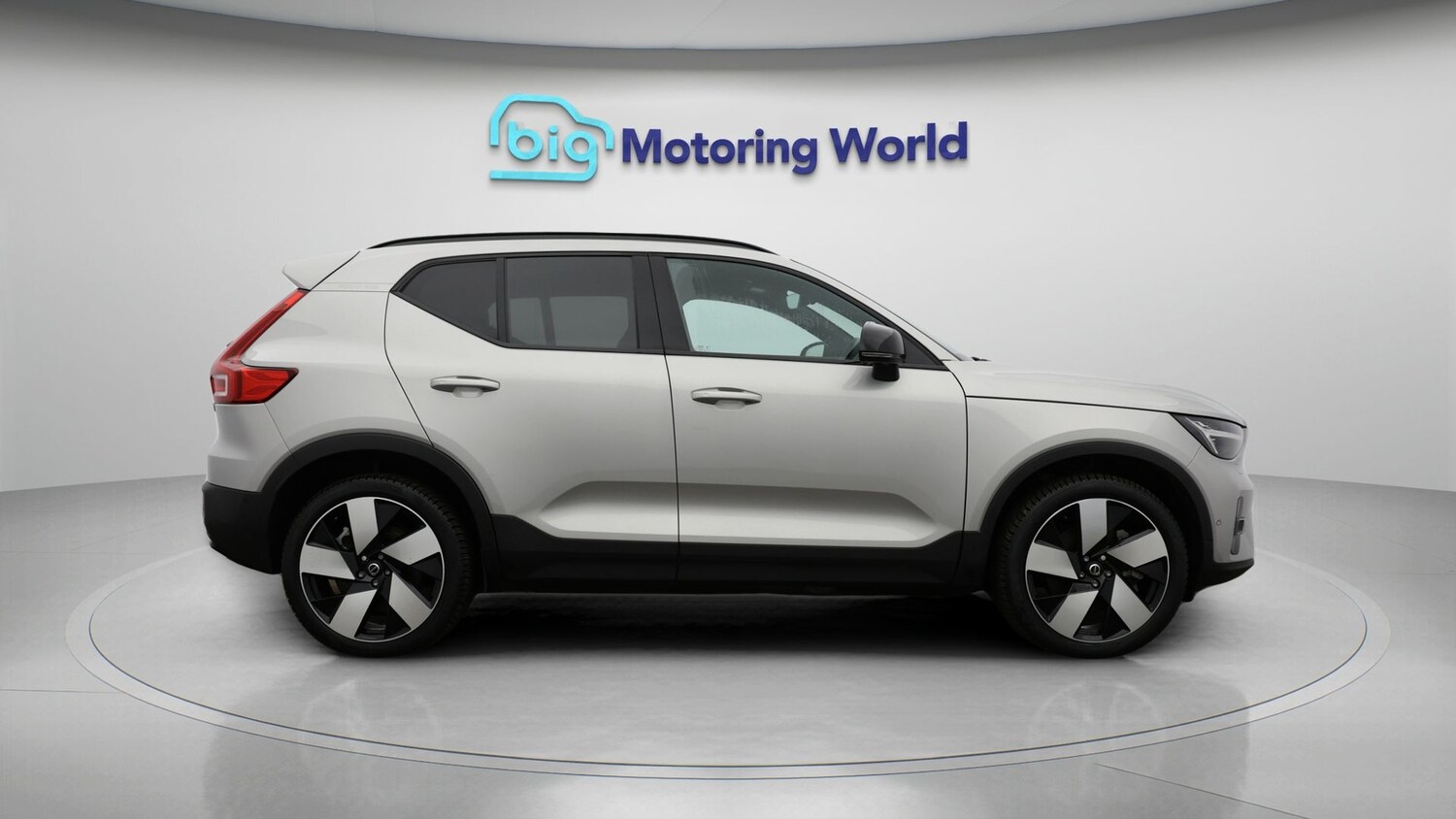Used Volvo XC40 2024 for sale - 77610539: Photo 8
