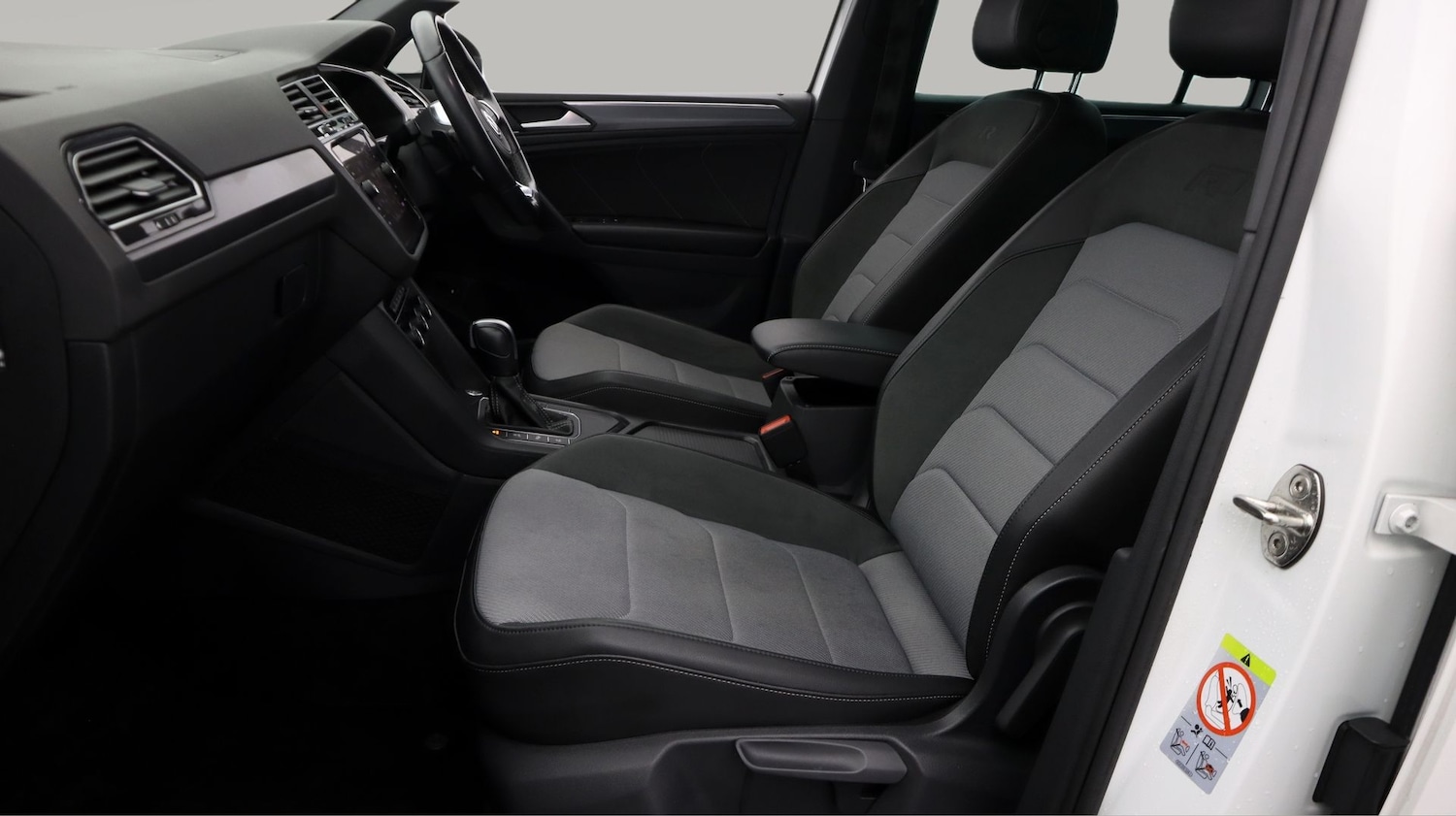 Used Volkswagen Tiguan 2020 for sale - 77262092: Photo 14