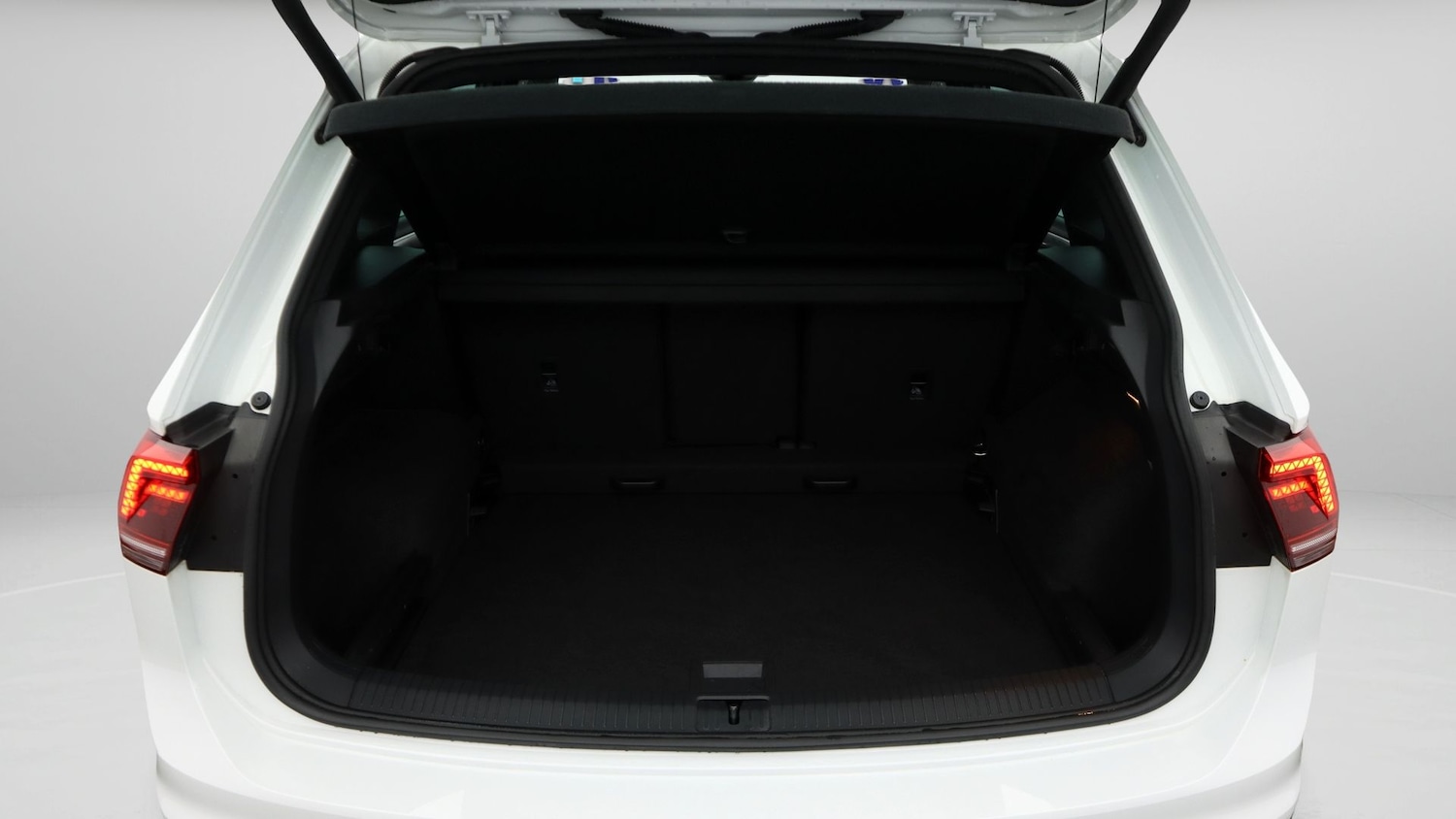 Used Volkswagen Tiguan 2020 for sale - 77262092: Photo 17