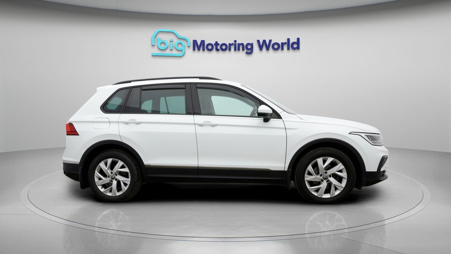 Used Volkswagen Tiguan for sale - 78107155: Photo 8
