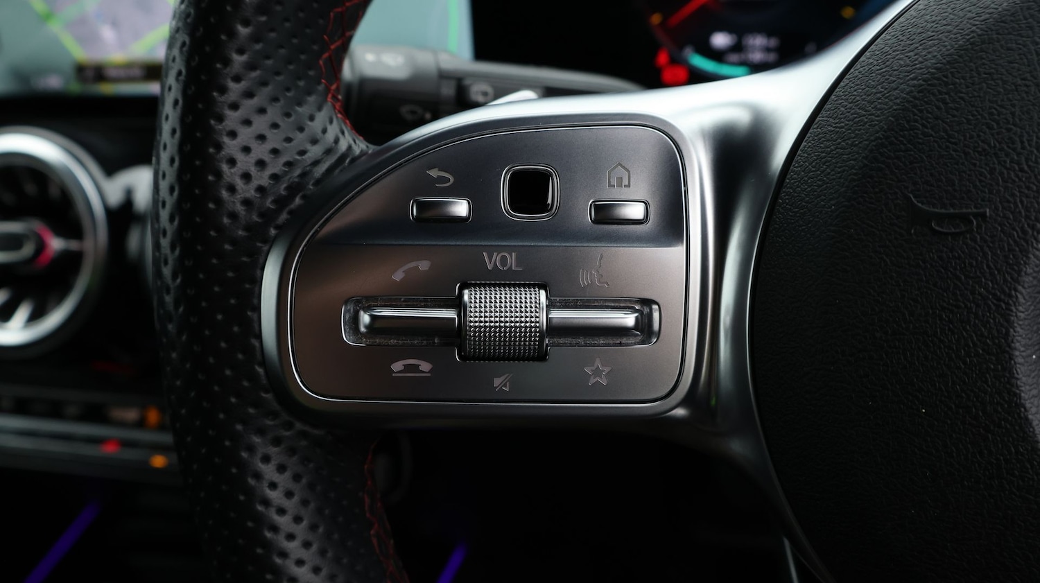 Used Mercedes-Benz EQB 2022 for sale - 77404677: Photo 26