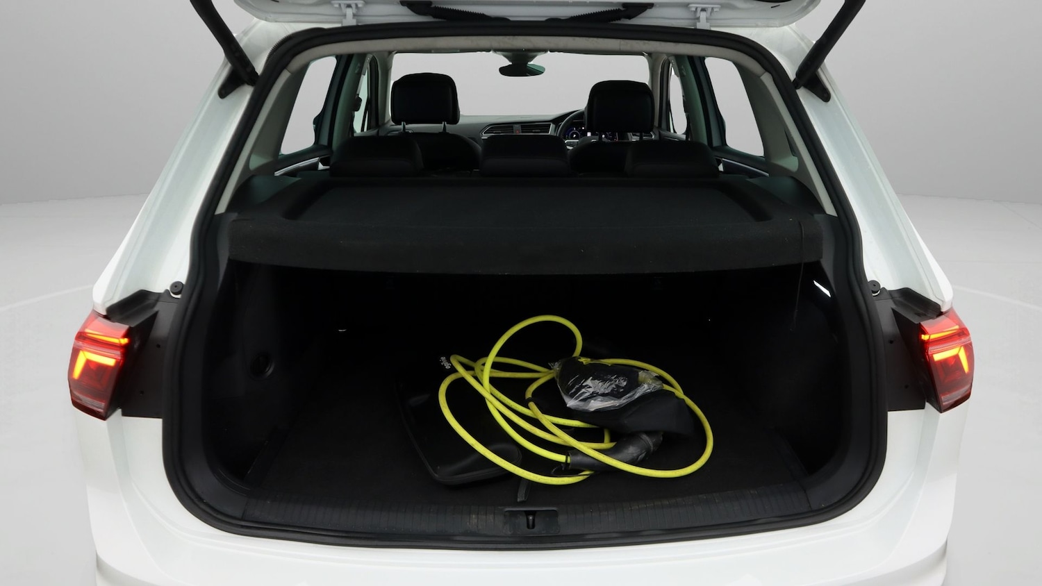 Used Volkswagen Tiguan 2023 for sale - 77643549: Photo 17