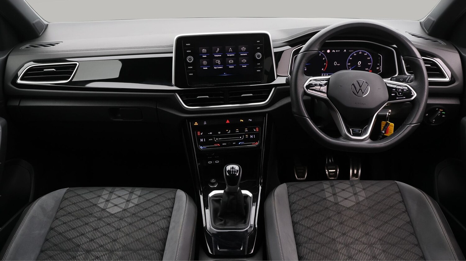 Used Volkswagen T-Roc 2023 for sale - 77248391: Photo 13